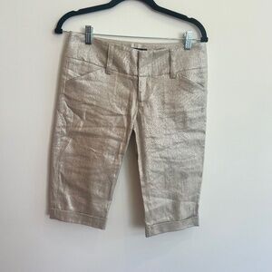 EUC Alice + Olivia Linen Blend Champagne gold Bermuda‎ shorts sz 0 summer spring